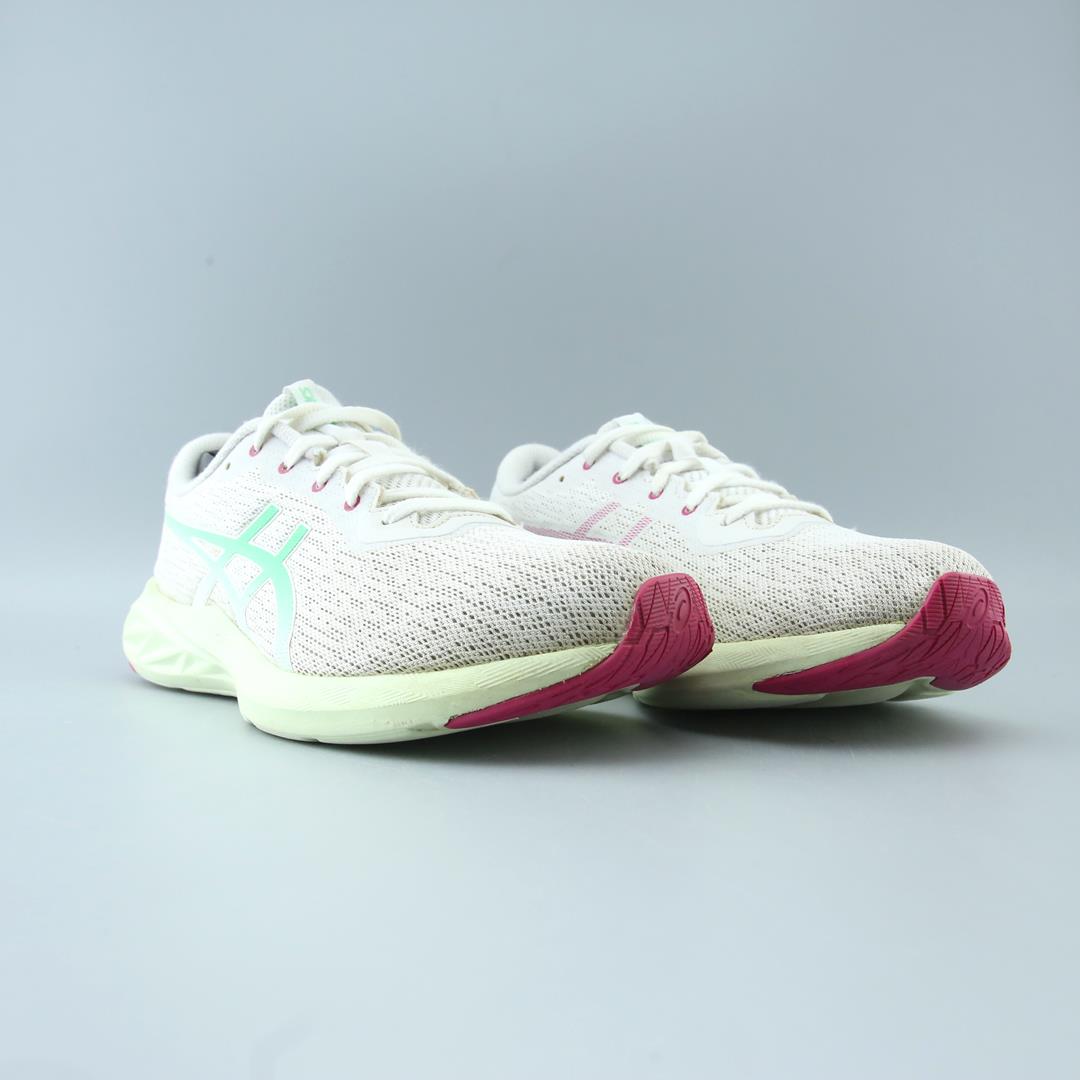 ASICS VERSABLAST 2