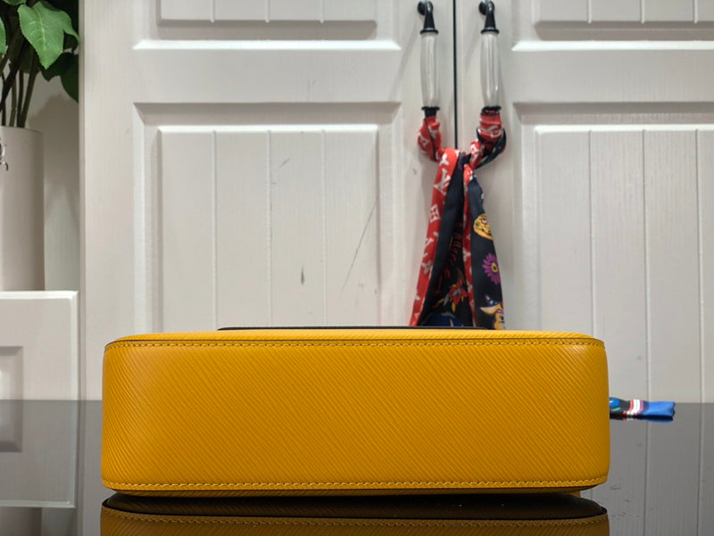 Fan Fashion Lu-Vi bags - 17252