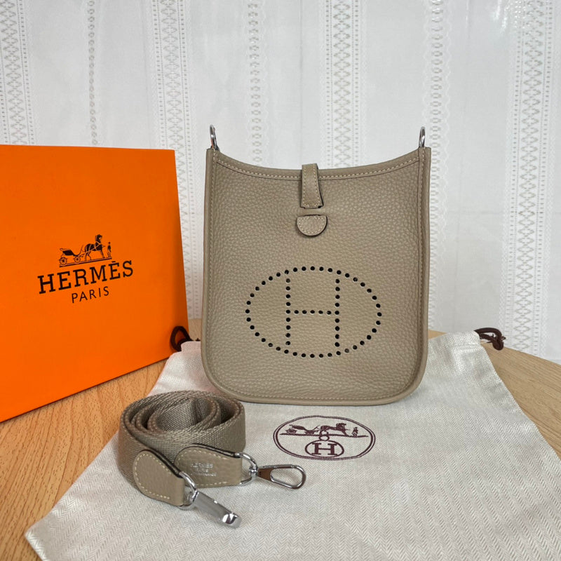 LO - HRMS DESIGNER BAGS - WOMEN BAGS - 933