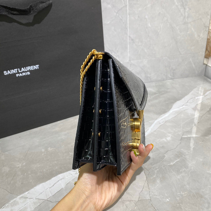 Amelia - YSL Bag - 4060