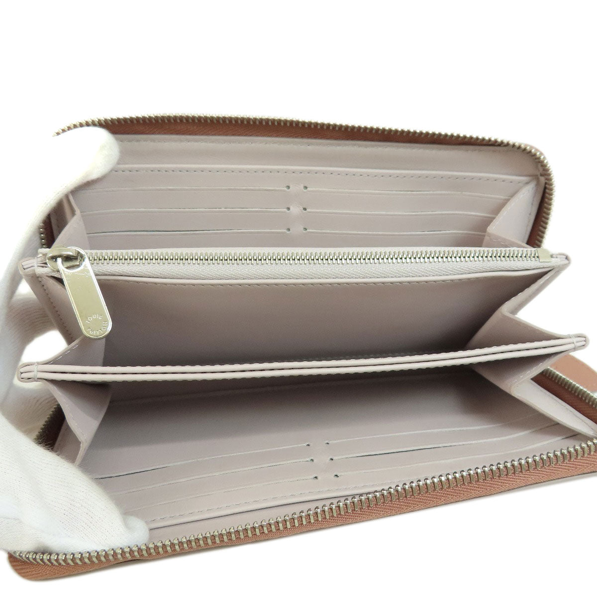 Louis Vuitton Zippy Wallet Magnolia Long Coin Purse Mahina Leather