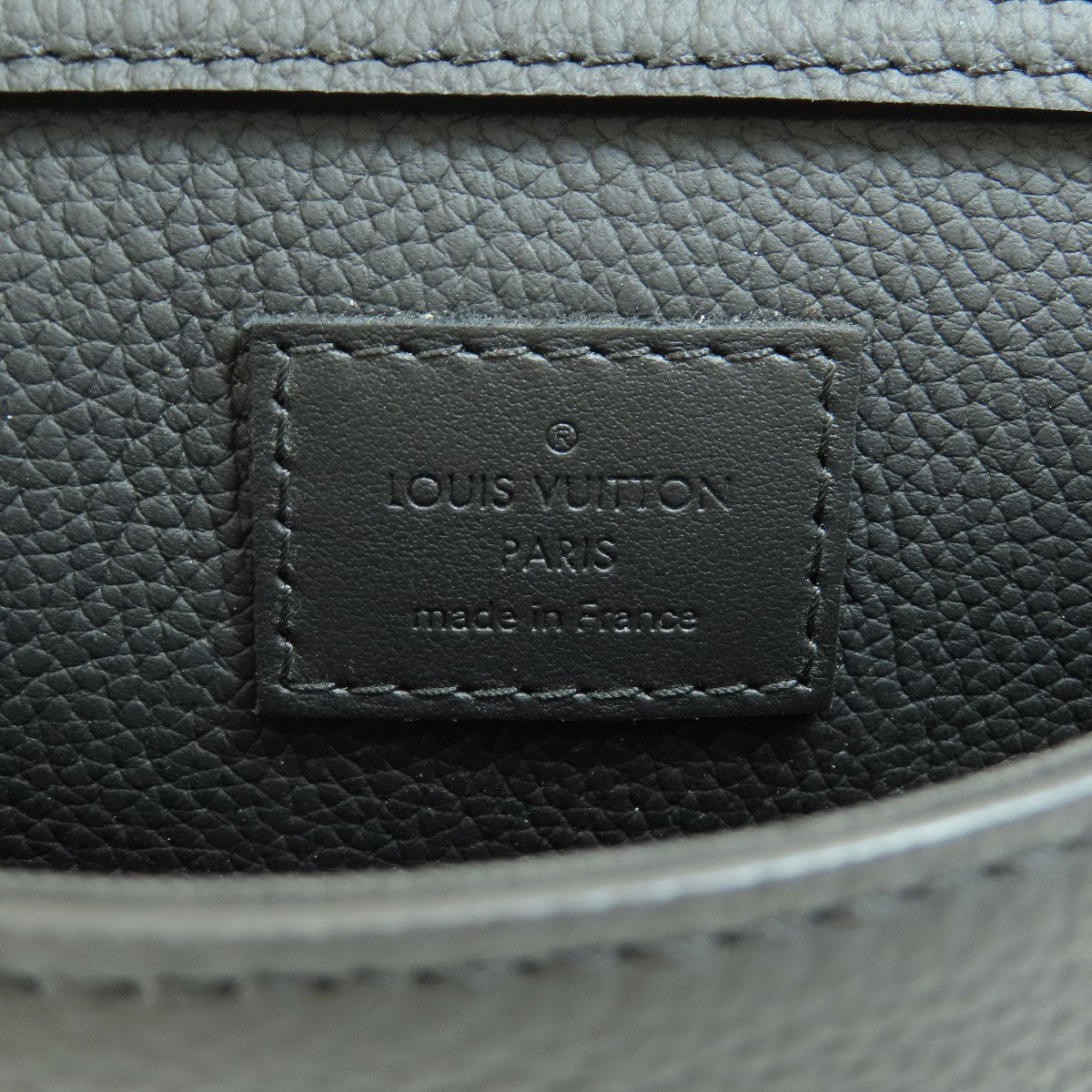 Louis Vuitton Takeoff Sling Aerogram Body Bag Leather Black