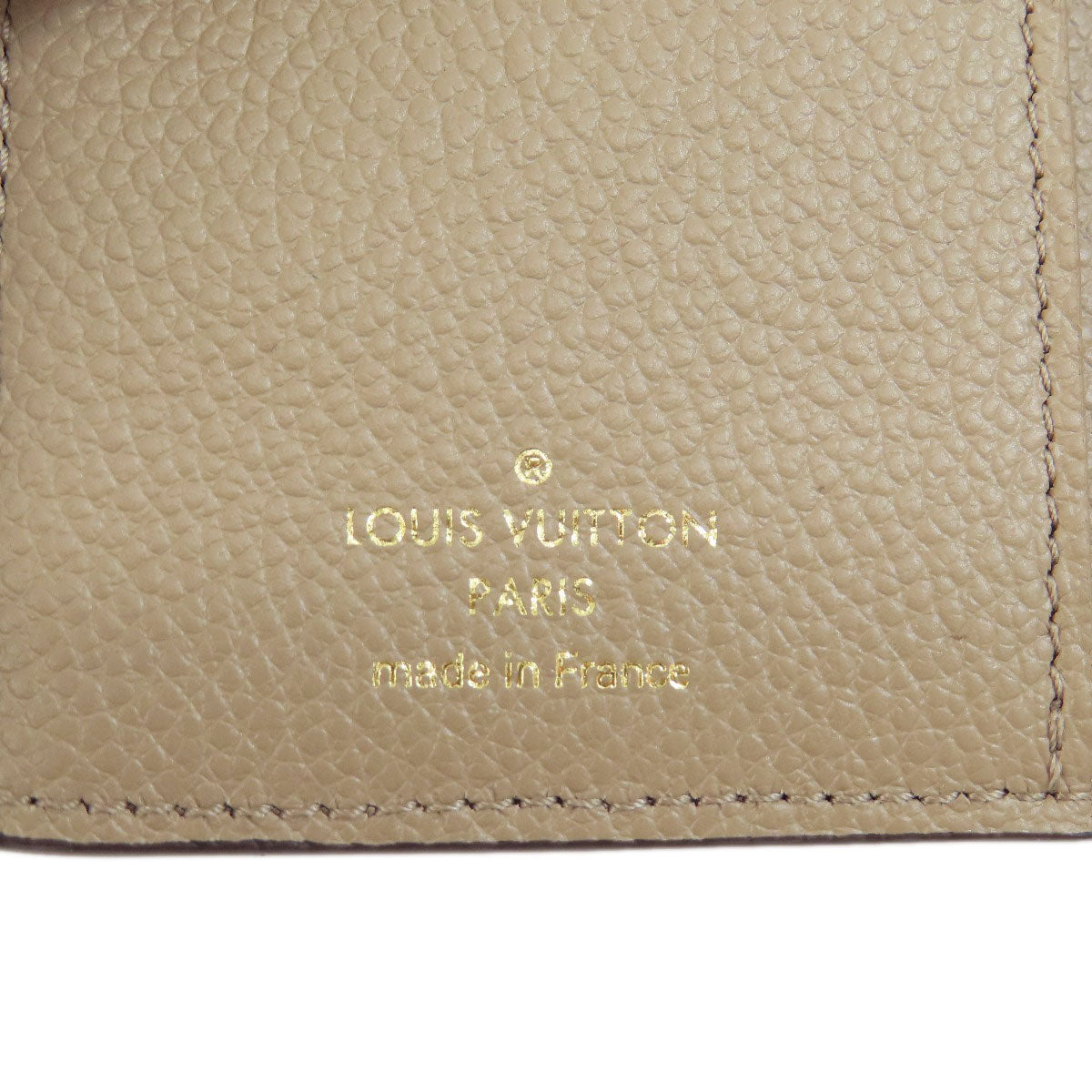 Louis Vuitton Portefeuille Claire Tourtrail Bifold Wallet