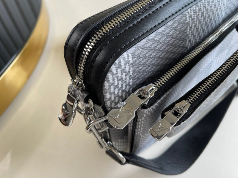 Fan Fashion Lu-Vi bags - 17661