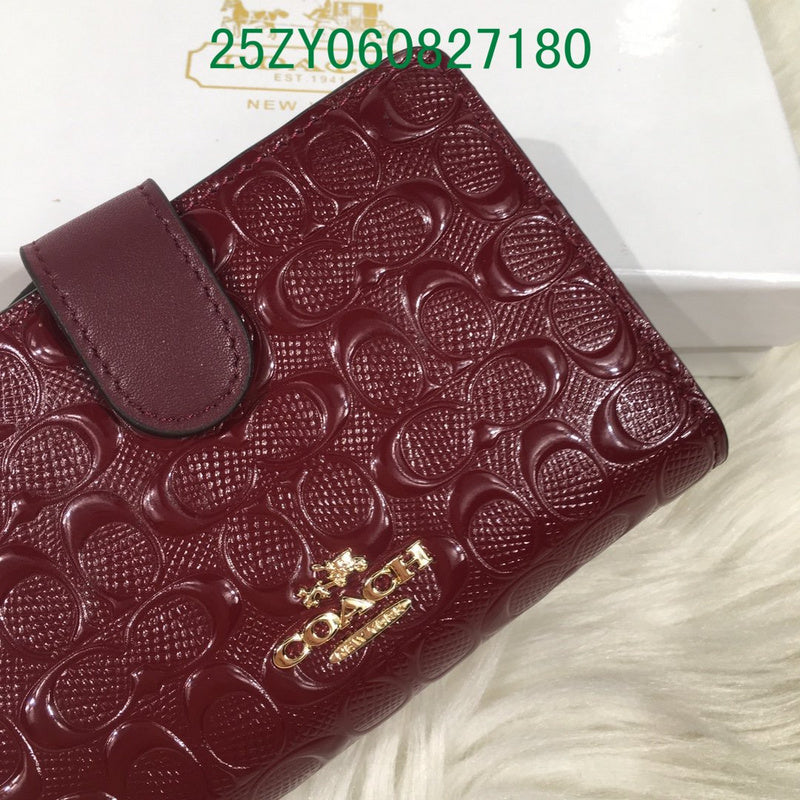 Amelia - CAH Wallet - 160
