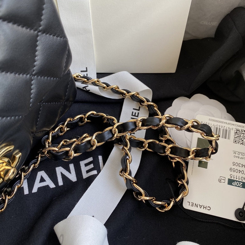 Wellow Bags - Chanel - Bags  - 375