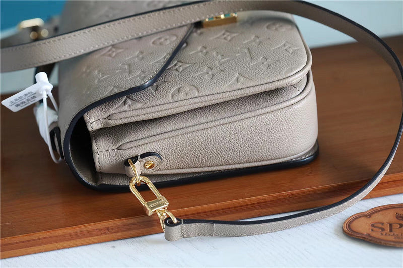 Amelia - LOV Lady Bags - 1568