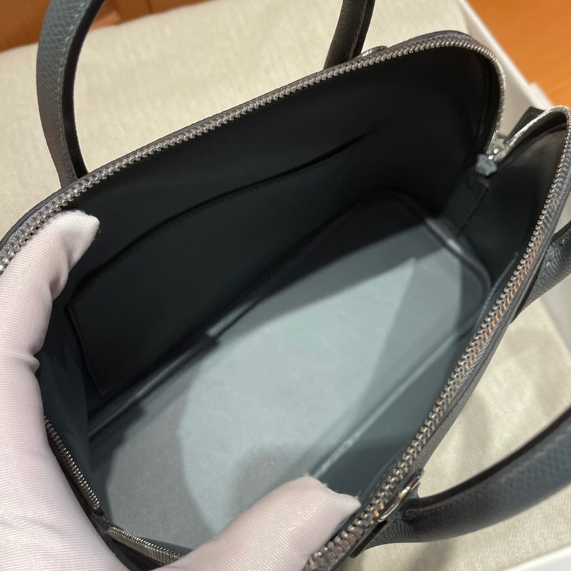 Amelia - HMS Bags - 1743