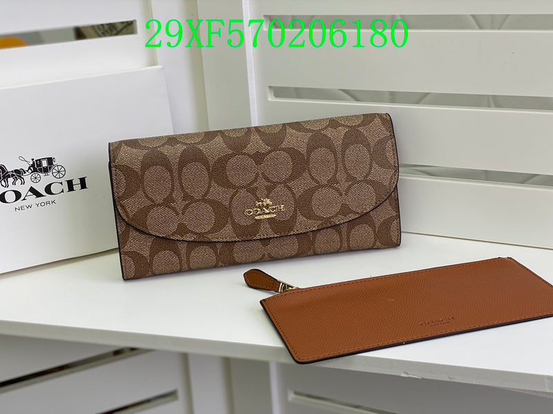 Amelia - CAH Wallet - 050