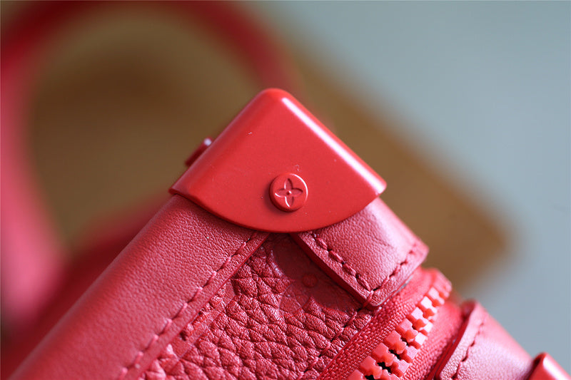 Fan Fashion Lu-Vi bags - 10182