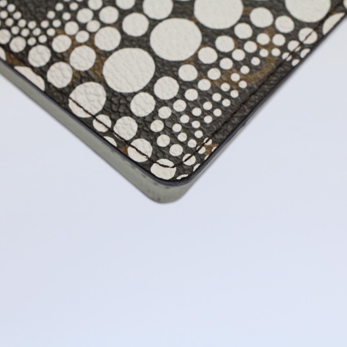 LOUIS VUITTON Yayoi Kusama Agenda PM Day Planner Cover White R21131 Auth 56462A