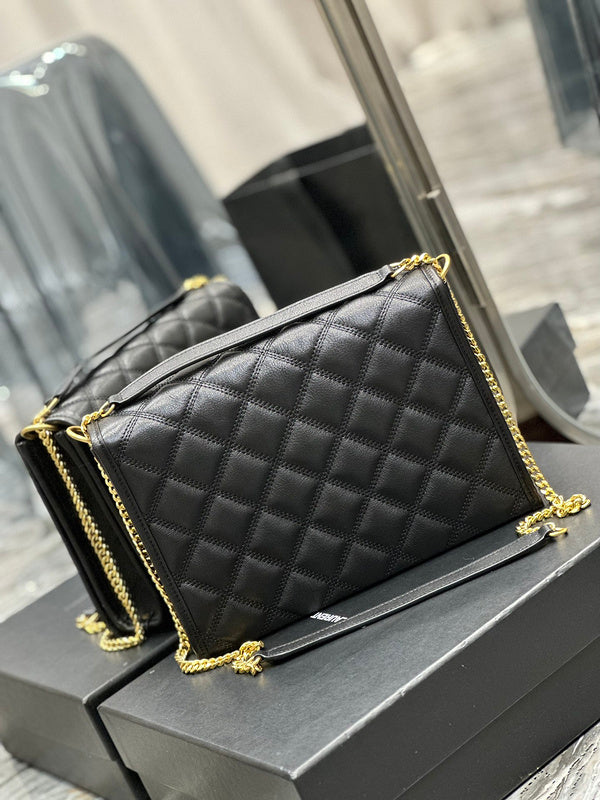Amelia - YSL Bag - 2461