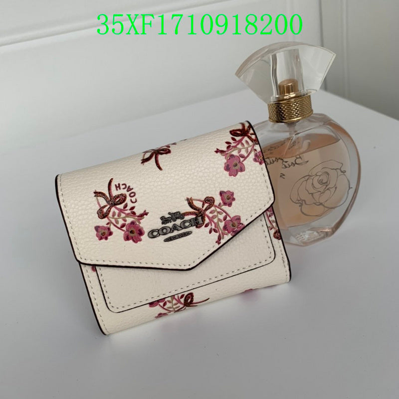 Amelia - CAH Wallet - 090