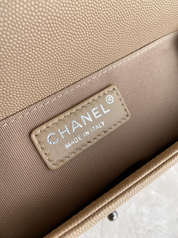 Wellow Bags - Chanel - Bags  - 358