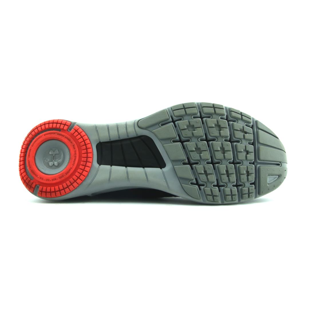 UNDER ARMOUR HIGHLIGHTED DELTA 2