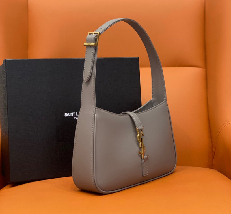 Amelia - YSL Bag - 1997