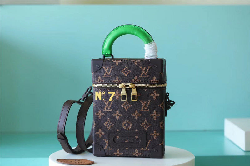 Fan Fashion Lu-Vi bags - 10015
