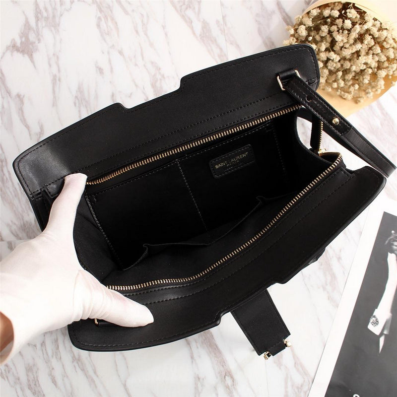 Amelia - YSL Bag - 2528