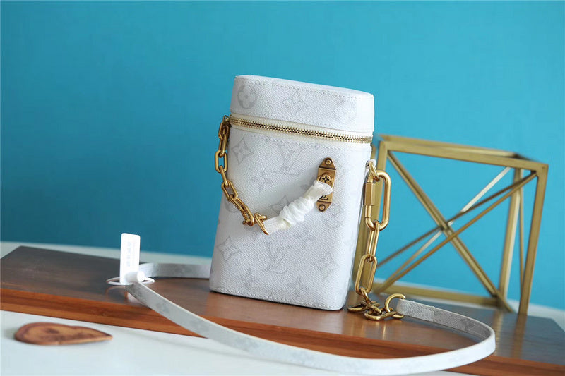 Fan Fashion Lu-Vi bags - 9270