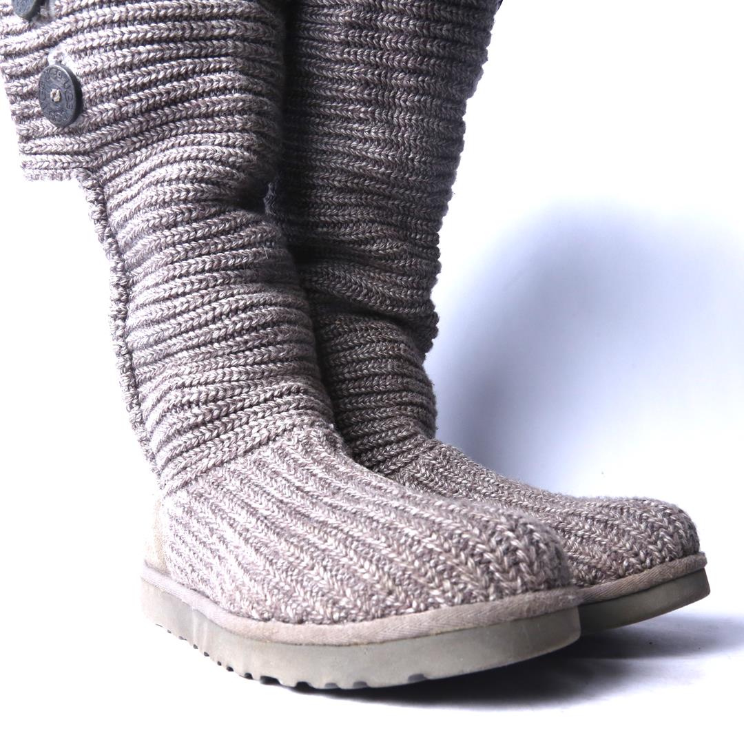 UGG  CLASSIC CARDY