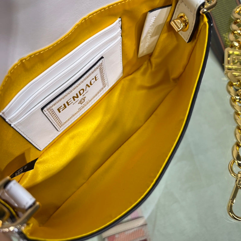 Amelia's Bag Gallery - VAR Bags - 219