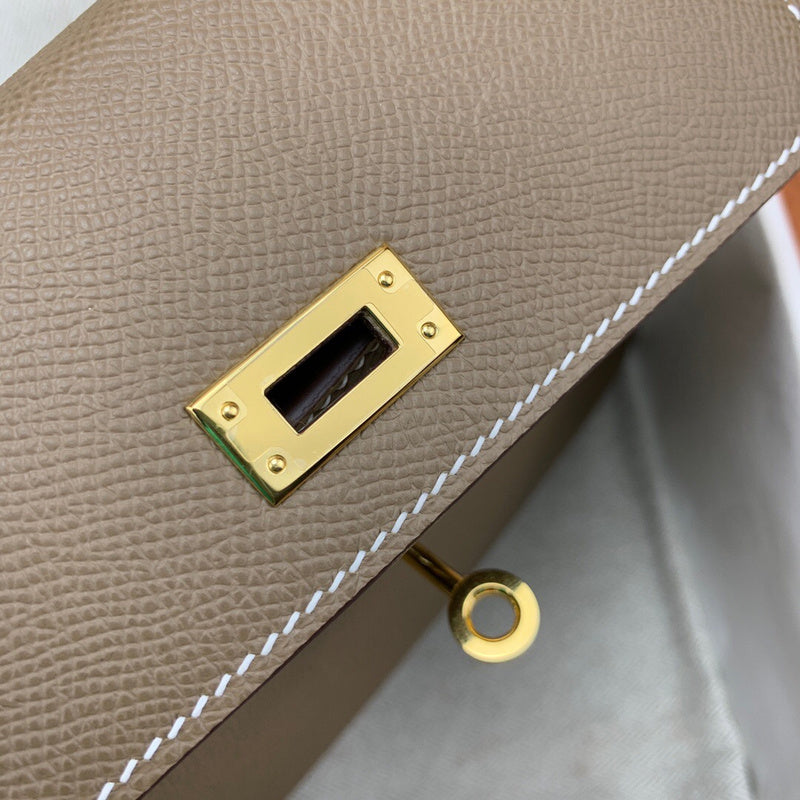 Amelia - HMS Bags - 1718