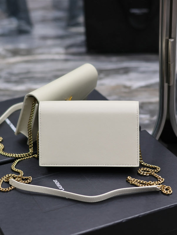 Amelia - YSL Bag - 1953