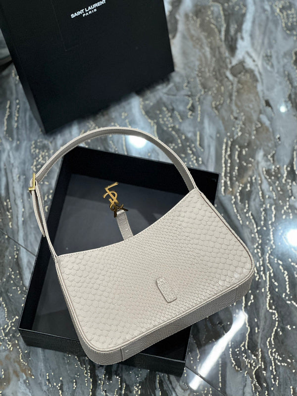 Amelia - YSL Bag - 2492