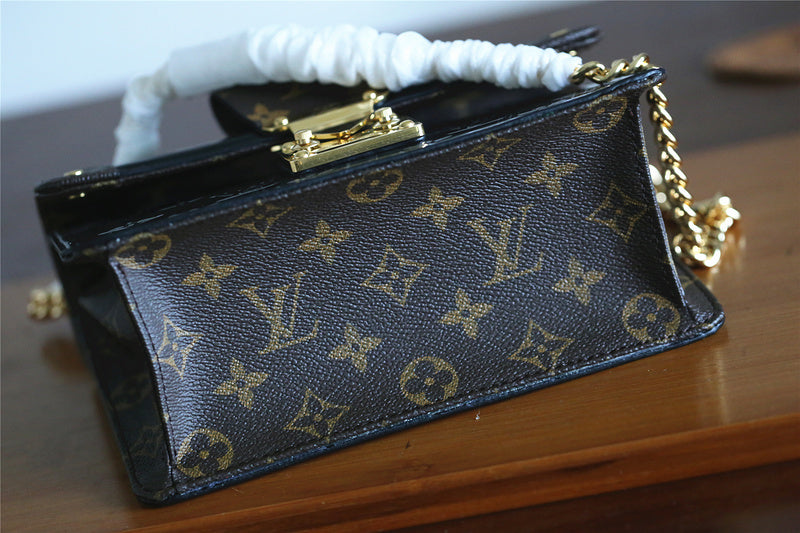 Fan Fashion Lu-Vi bags - 8048