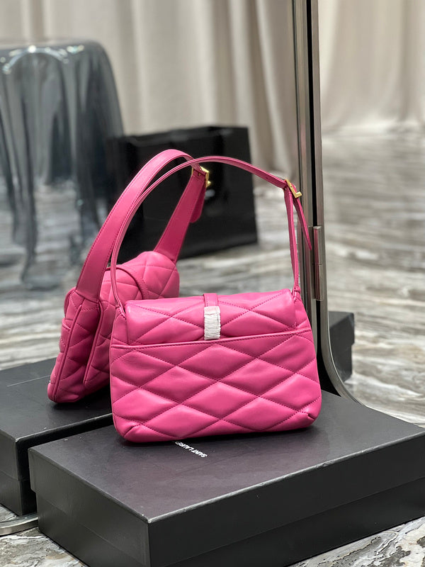 Amelia - YSL Bag - 2475