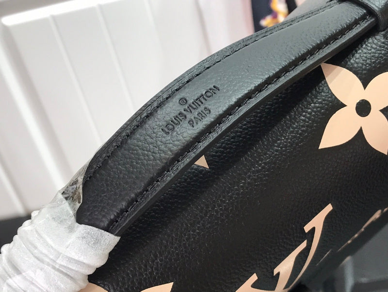 Fan Fashion Lu-Vi bags - 17632