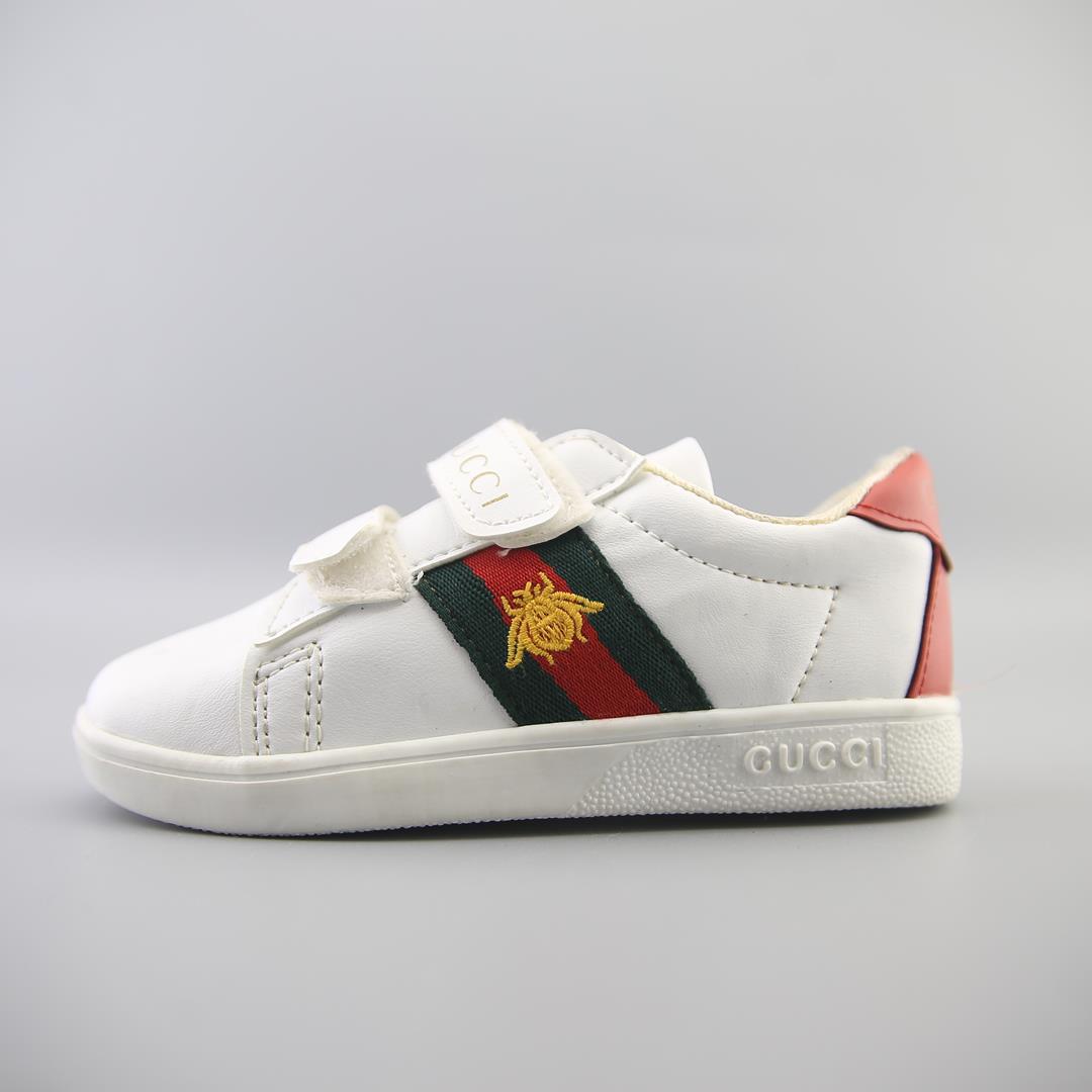 GUCCI .