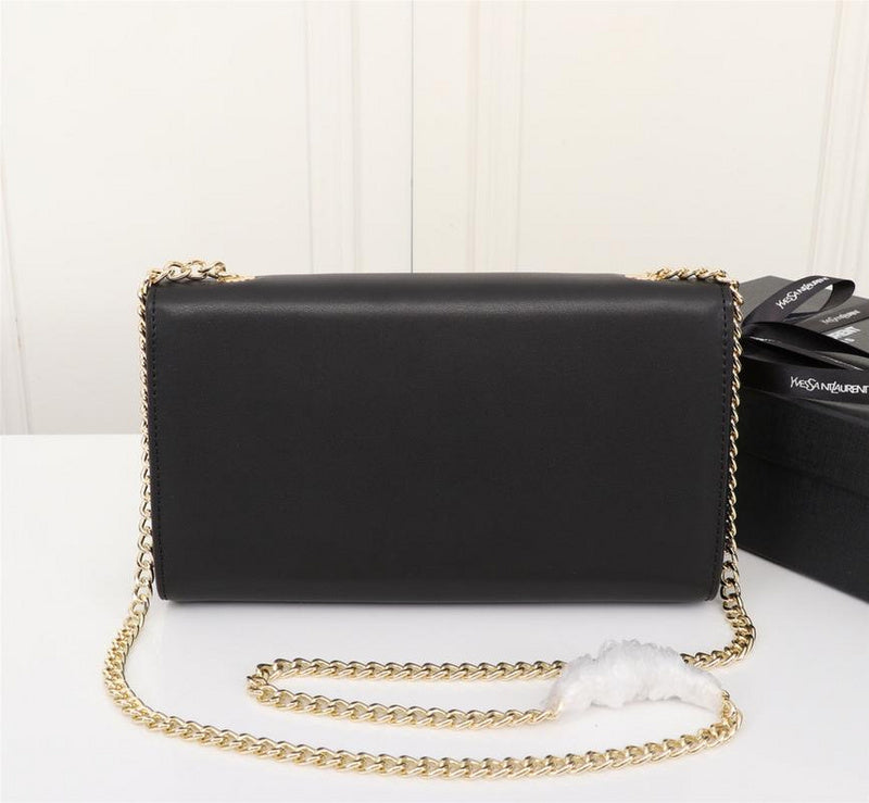Amelia - YSL Bag - 2605