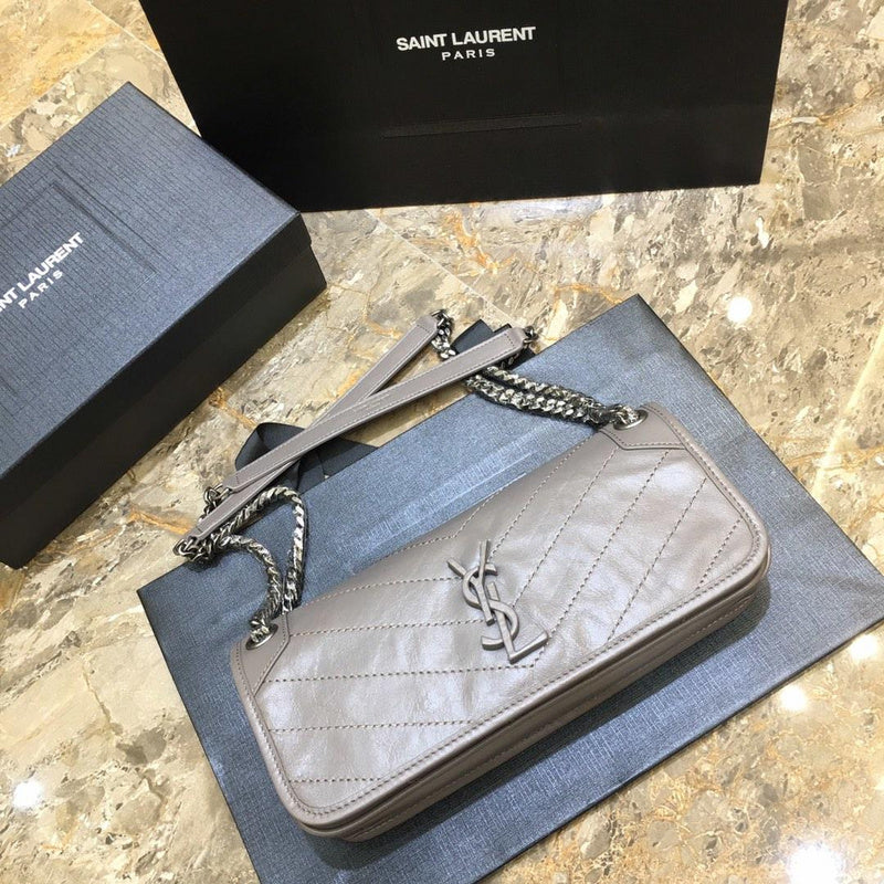 Amelia - YSL Bag - 2761