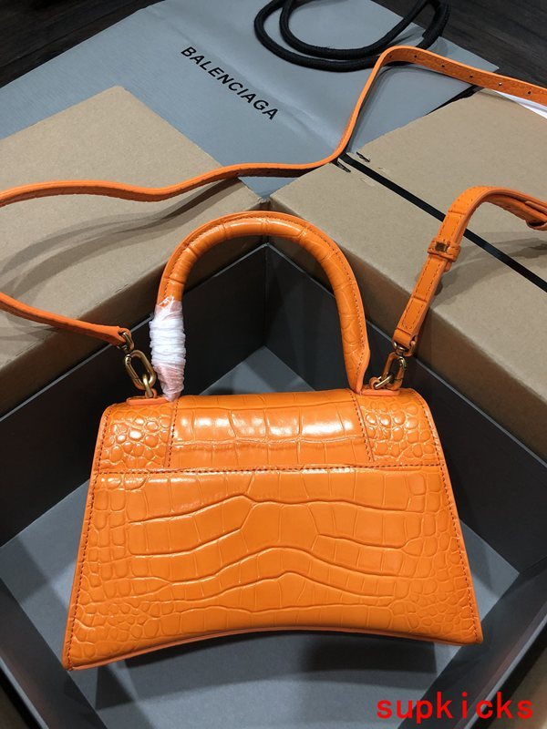 Amelia- BG Hourglass Bags - 121