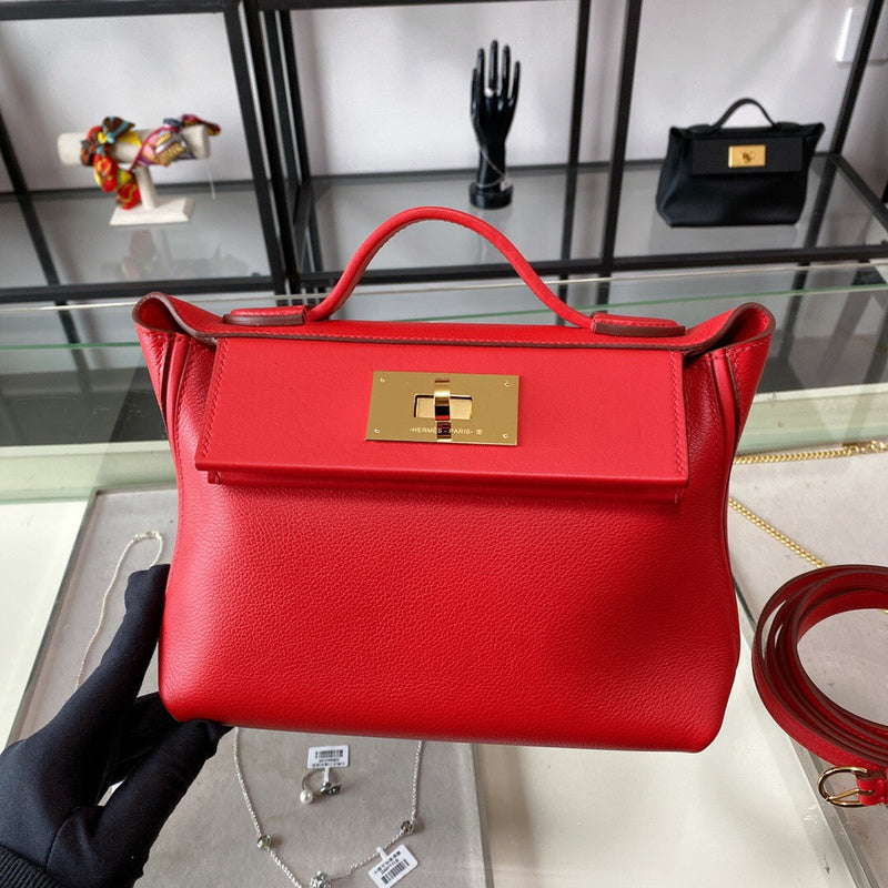 Amelia - HMS Bags - 1753