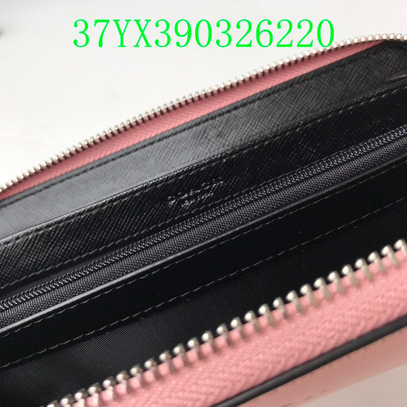 Amelia - CAH Wallet - 099