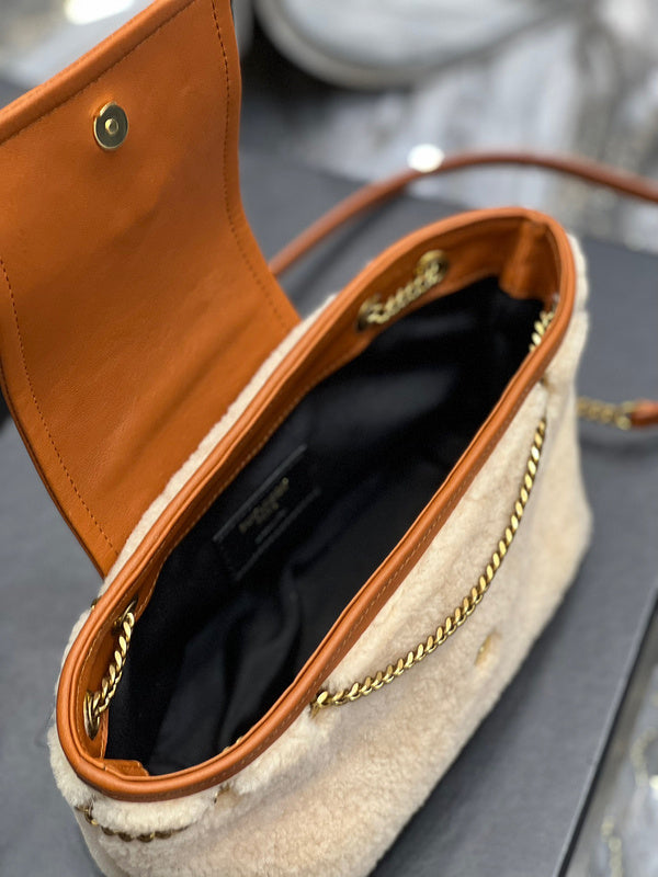 Amelia - YSL Bag - 4224