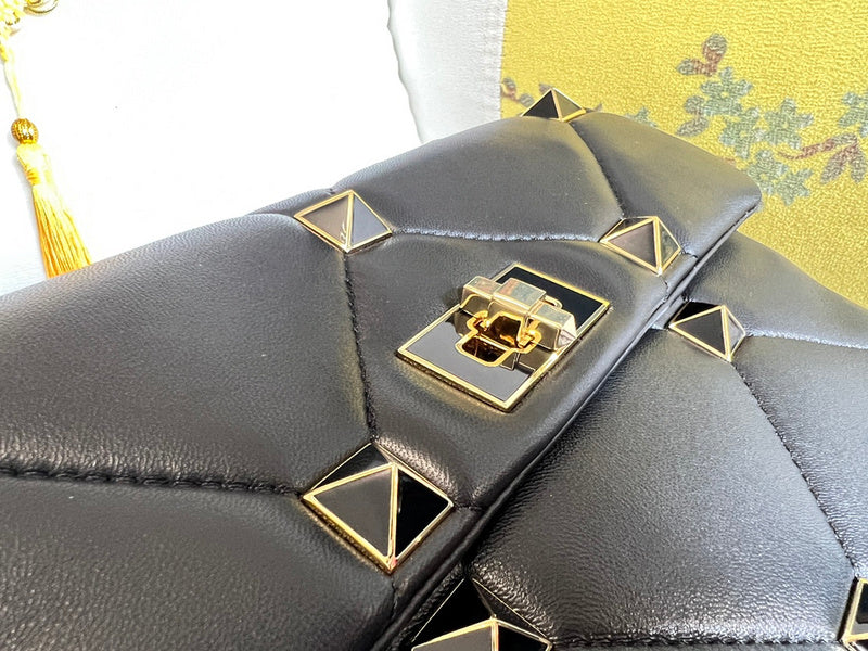 VAL LUXURY BAGS - FOR FASHION LOVERS  AFFORDABLE LUXURY BAGS- 1124