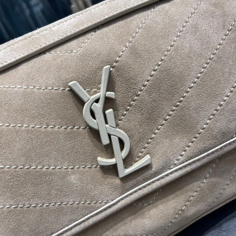 Amelia - YSL Bag - 3684