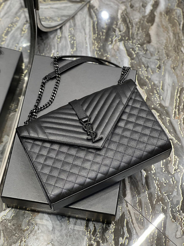 Amelia - YSL Bag - 1884