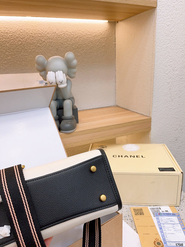 Amelia - CCH Bags - 010