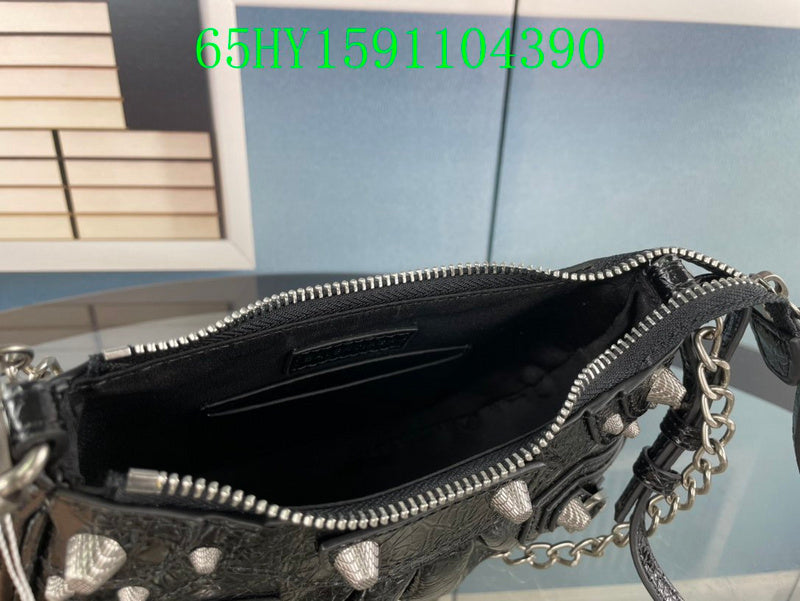 Amelia - BGA Bags - 1986