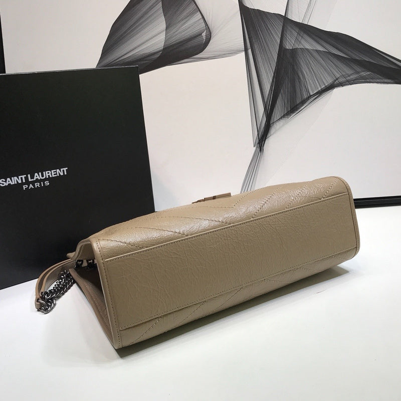 Amelia - YSL Bag - 2339
