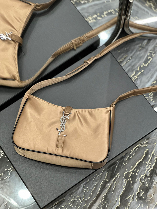 Amelia - YSL Bag - 1924