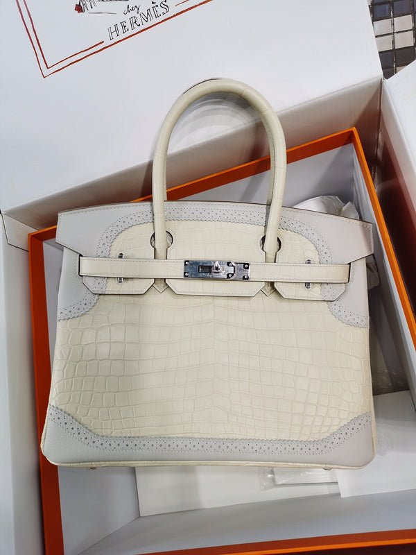 Amelia - HMS Bags - 1586