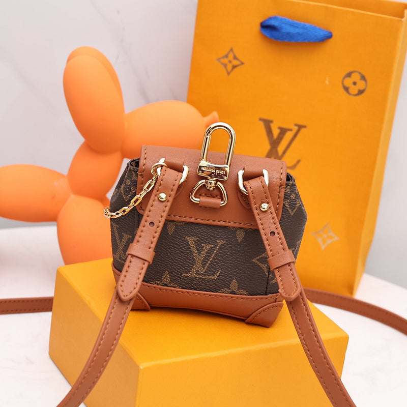 Fan Fashion Lu-Vi bags - 17224