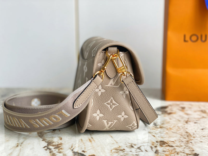 Amelia's Bag Gallery - LOV Bags - 919