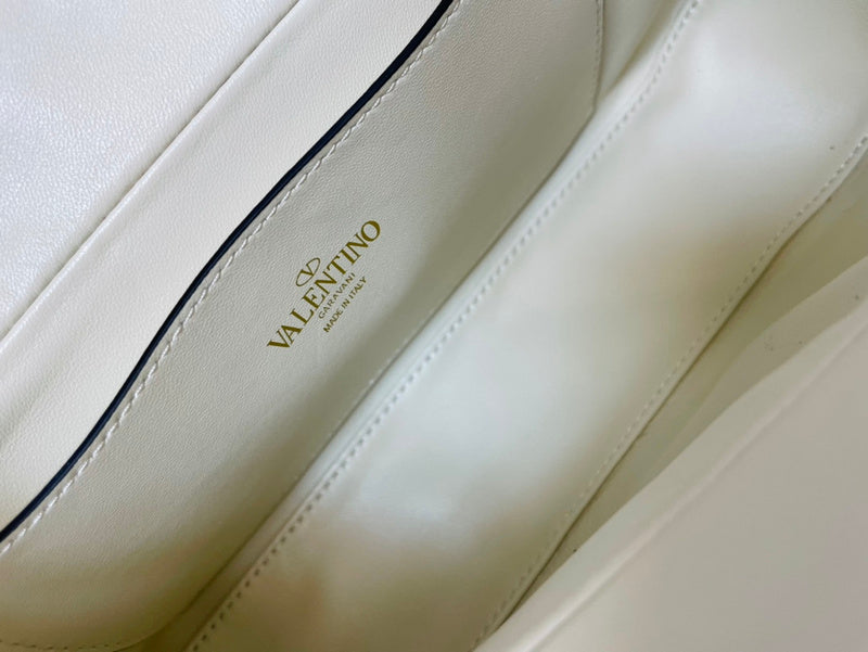 VAL LUXURY BAGS - FOR FASHION LOVERS  AFFORDABLE LUXURY BAGS- 1189