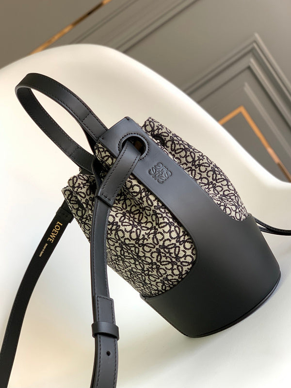 Amelia's Bag Gallery - LWO Bags - 719